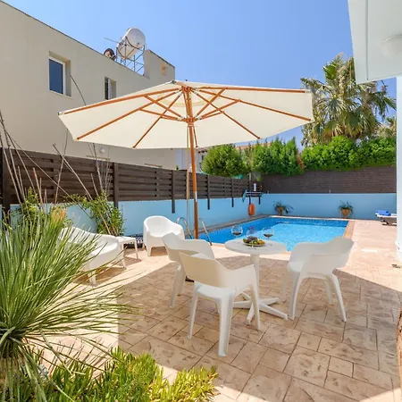 Villa Lela Serena By Ezoria Villas Protaras Exterior photo